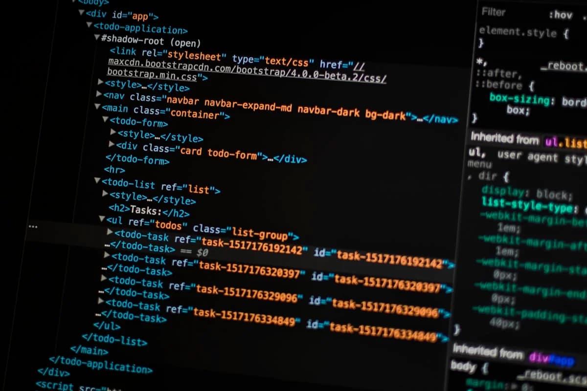 DevOps and SEO engineers monitoring 301 redirect map executions and DNS cutover latency in terminal